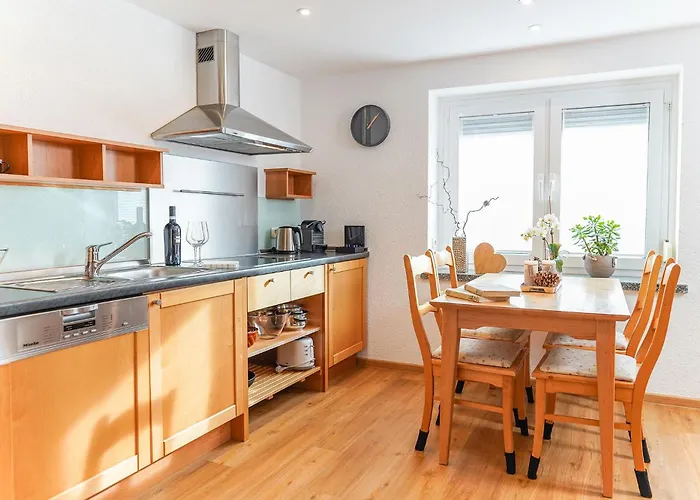 Апартаменты Simon's *