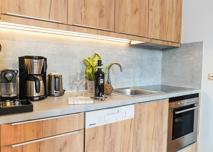 Апартаменты Simon's *